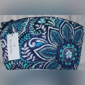 Vera Bradley Grand Travel Cosmetic NWT